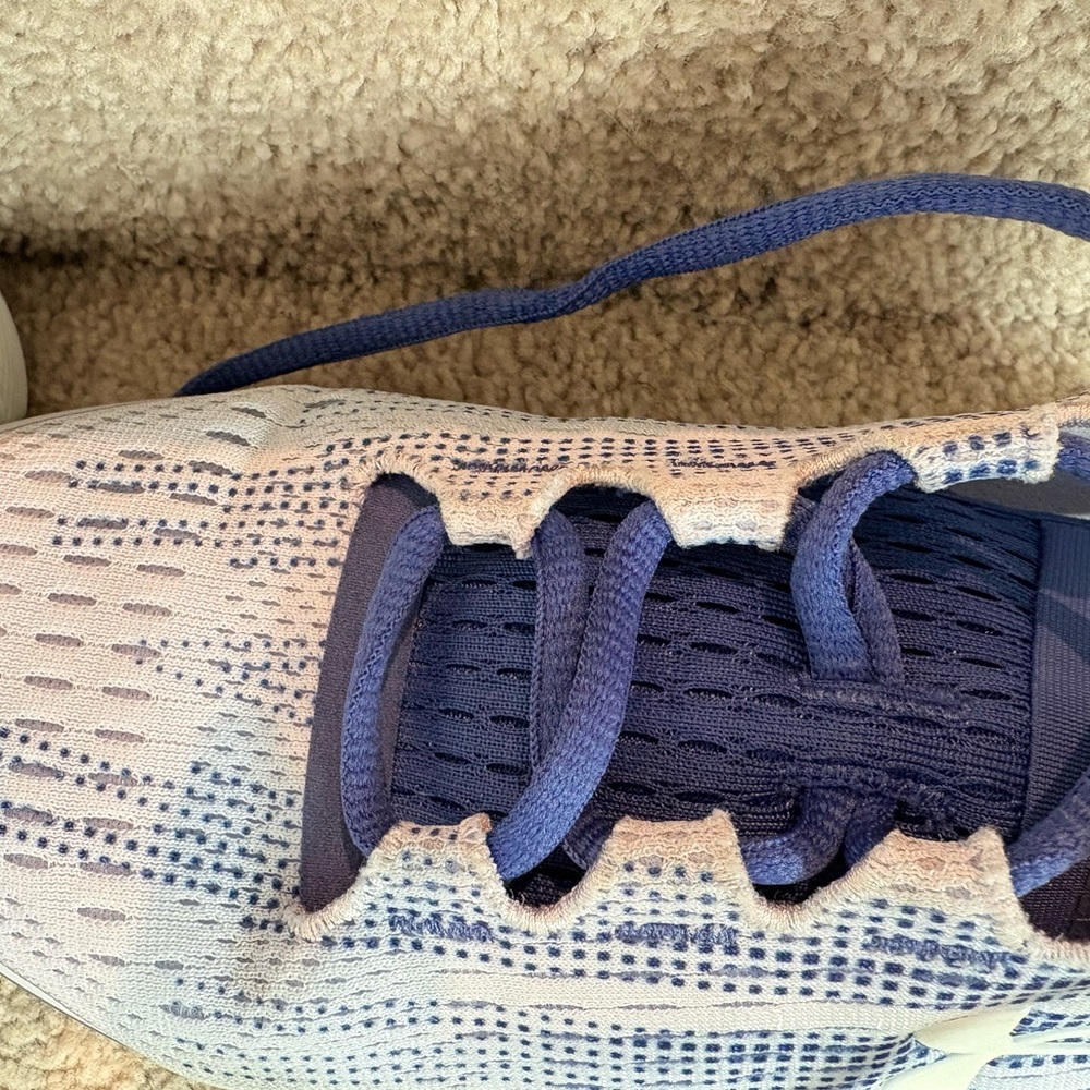 Under Armour Running Shoes - Purple & White - Picture 3 of 10